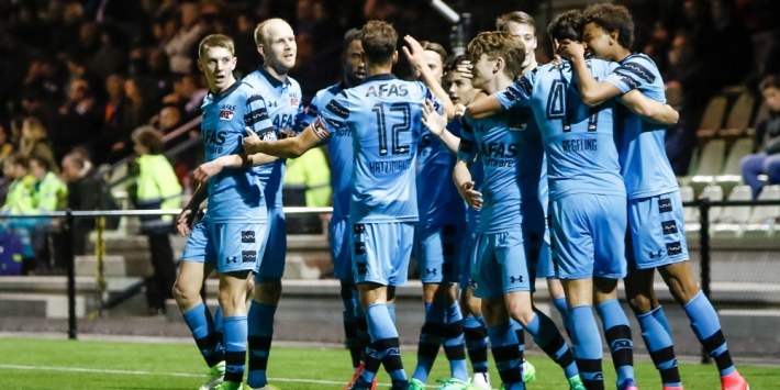 Jong AZ zonder te spelen kampioen in Tweede Divisie