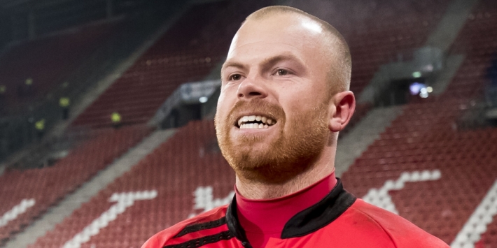 Doelman Nienhuis (28) stopt: "Ik voetbal nu lekker in het dorp"