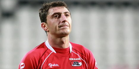 Arveladze mist maand door operatie