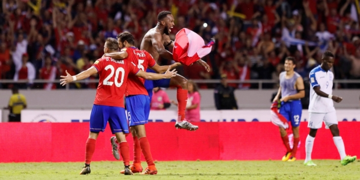 Costa Rica dankzij kopbal in 95ste minuut naar WK 2018