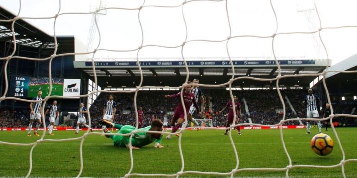 City klopt ook West Brom, Wijnaldum trefzeker voor 'Reds'