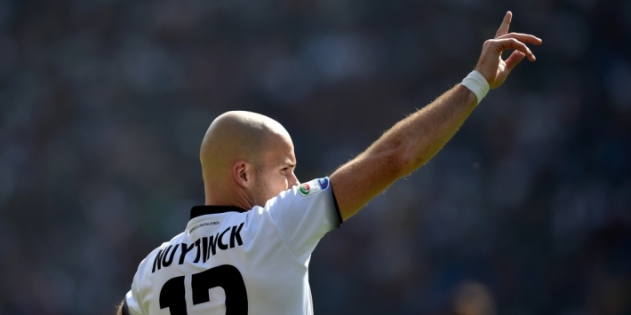 Spektakel bij Nuytinck, Genoa wint en ontmoet nu Juventus