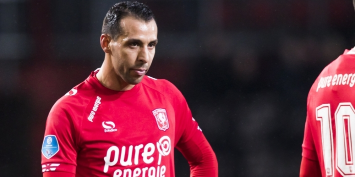 El Hamdaoui duikt op bij club Sneijder: "Het is even afwachten"
