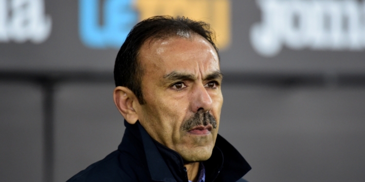 Sheffield Wednesday stuurt trainer Luhukay de laan uit