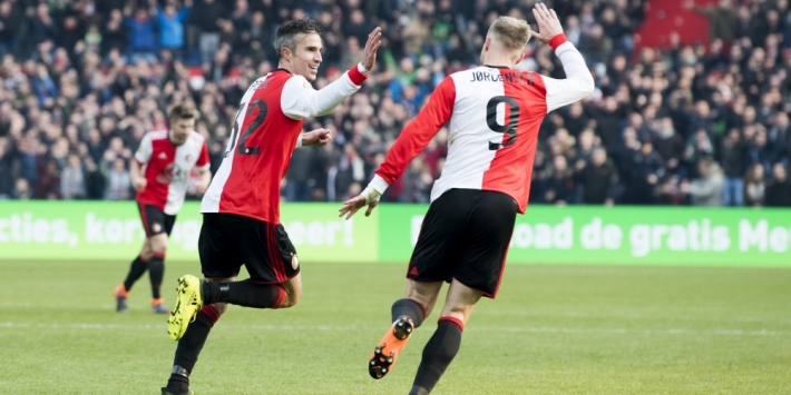 Feyenoord tegen FC Utrecht met Van Persie in de basis