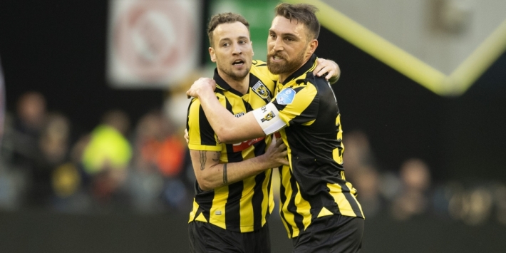 Kashia belooft terug te keren bij Vitesse: "Misschien als speler"