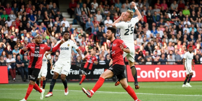 Buitenland: Monaco onderuit, Galatasaray weer koploper