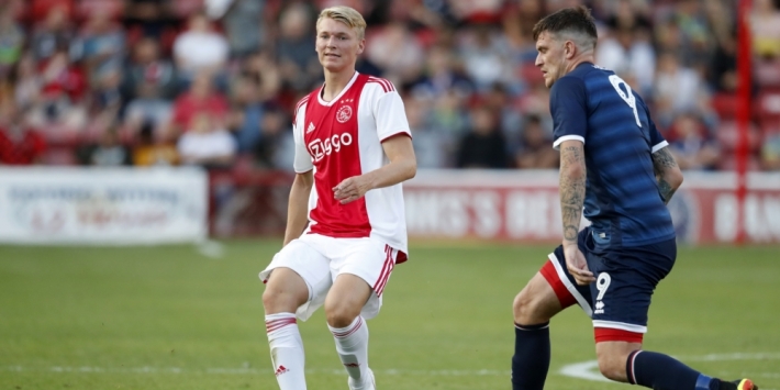 Jeugdig Ajax verliest in Engeland van Walsall
