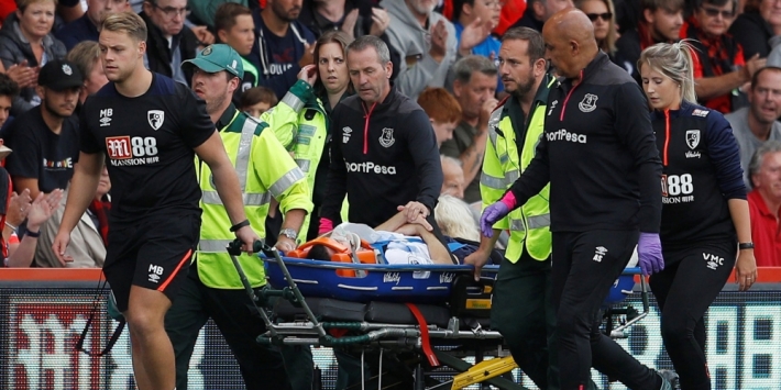 Everton-verdediger houdt scheurtje in schedel over aan botsing