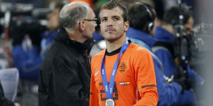 Keert Rafael van der Vaart terug in de voetballerij?
