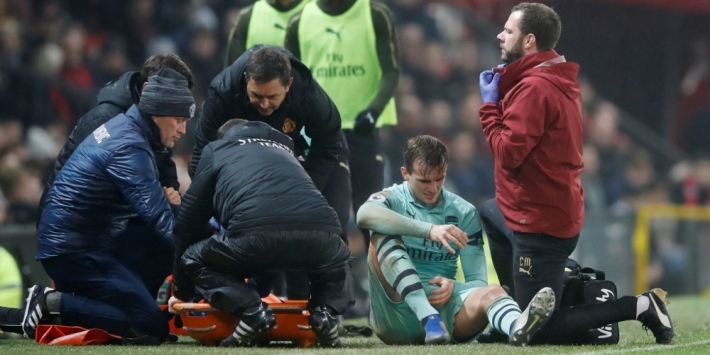 Einde seizoen voor Arsenal-verdediger Holding door knieblessure