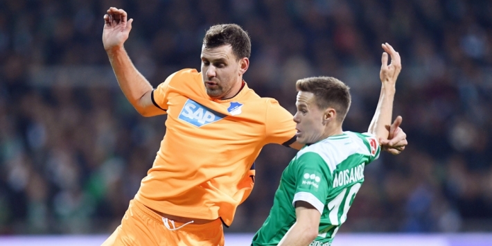 Oud-Ajacied Moisander verlengt contract bij Werder Bremen