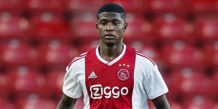 'Ajax probeert Orejuela voor hoofdprijs te slijten'