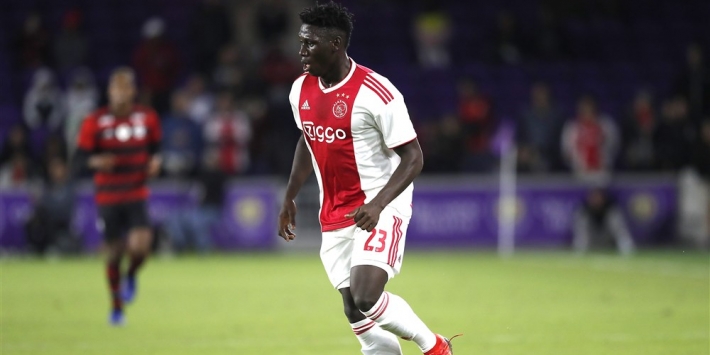 Traoré wacht geduldig op kans bij Ajax 1: "Concurrentie is sterk"