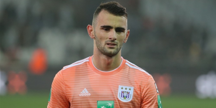 Rutten laat overbodige Abazaj vertrekken naar NK Osijek