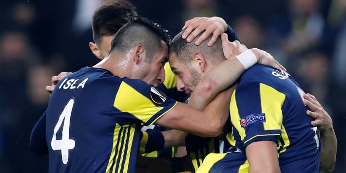 Fenerbahçe overleeft penalty en wint eerste duel met Zenit