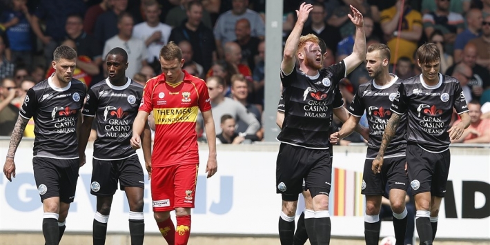 FC Den Bosch blij met remise: "Het kan stormen in Deventer"
