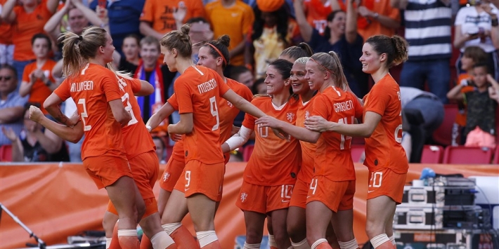 Oranje Leeuwinnen verslaan Australië ook in besloten oefenduel