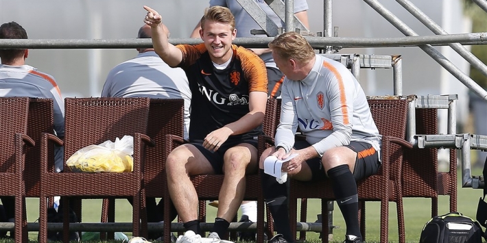 Koeman adviseert De Ligt: "Zorg dat je aan spelen toekomt"