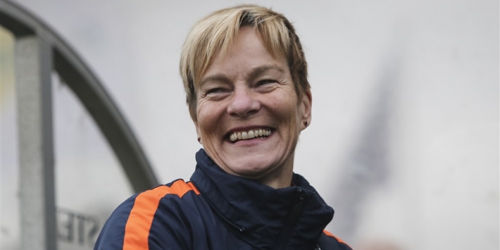 Pauw duikt op bij Ierse vrouwen voor historische EK-missie