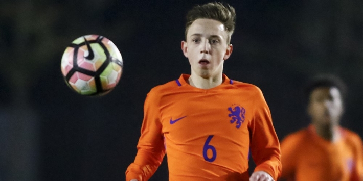 AZ legt 'moderne middenvelder' Fedde de Jong vast tot 2022