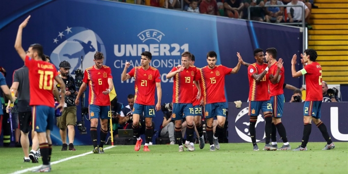 Spanje verslaat Duitsland en pakt Europese titel