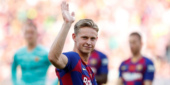 Frenkie maakt basisdebuut bij Barça, ook Schöne start