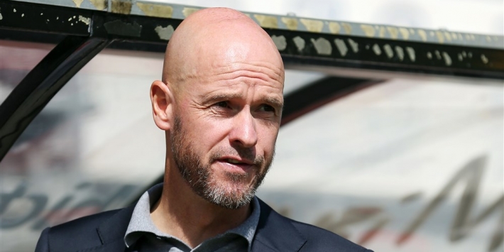 Ten Hag met vrijwel fitte groep naar PSV en wil attractief spelen