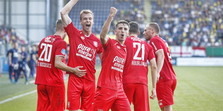 Busquets maakt indruk bij Twente: "Die jongen kan ballen, zeg"
