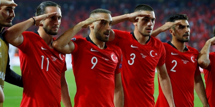 Militaire groet van Turkse ploeg krijgt mogelijk nog staartje