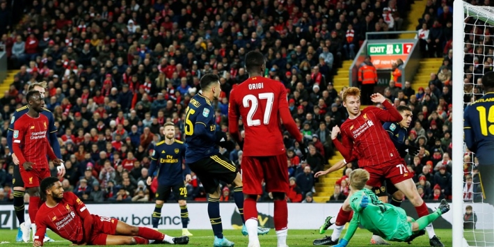 Klopp na 5-5 in bekerduel: "Van den Berg speelde geweldige pot"