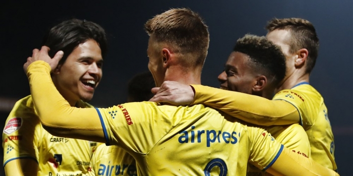 Cambuur bindt ook Almere City aan zegekar op zorgeloze avond