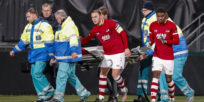 Hatzidiakos voor het eerst in jaar in basis AZ, debuut Letschert