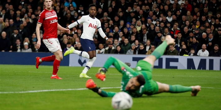 Tottenham en Newcastle overleven replay's in FA Cup