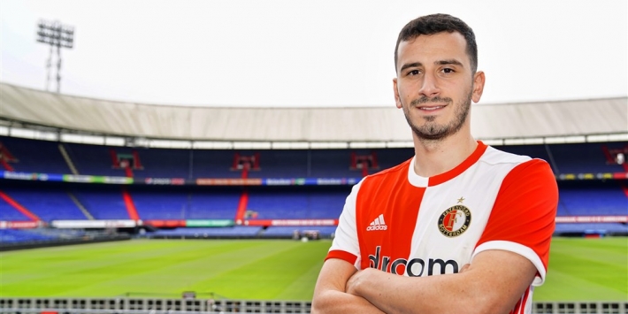 Advocaat gooit Özyakup meteen voor de leeuwen