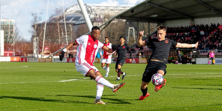 Hansen twijfelde niet: "Waren er snel uit dat ik bij Ajax zou blijven"