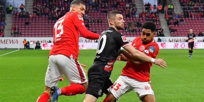 Mainz laat na reuzenstap naar lijfsbehoud te zetten tegen Fortuna