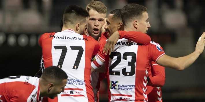 Laursen neemt revanche op wissel: "Ik hou van concurrentie"