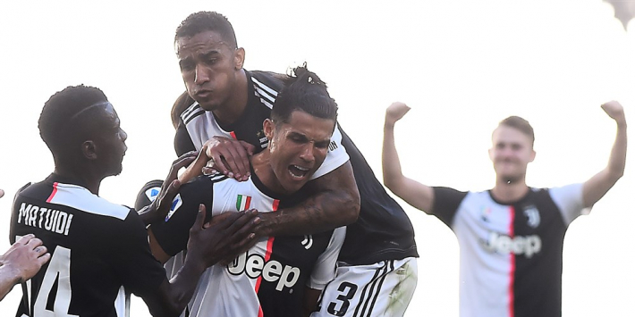 Handsbal De Ligt deert Juve niet in leuke Derby della Mole