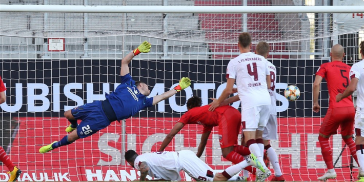 FC Nürnberg voorkomt tweede degradatie op rij in blessuretijd