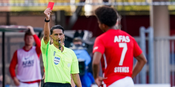 Stengs twee duels geschorst na razendsnelle rode kaart
