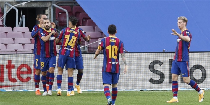 Koeman en De Jong pakken eerste prijs bij FC Barcelona