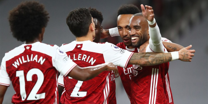 Arsenal pakt in slotfase volle buit in derby tegen West Ham
