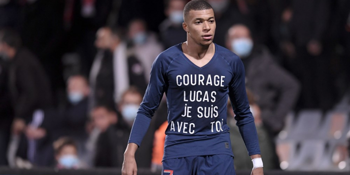 Gehavend PSG probleemloos langs tien man van Nîmes