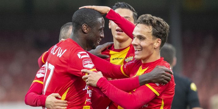 Mulenga blijft bij Go Ahead: oudste veldspeler van de Eredivisie