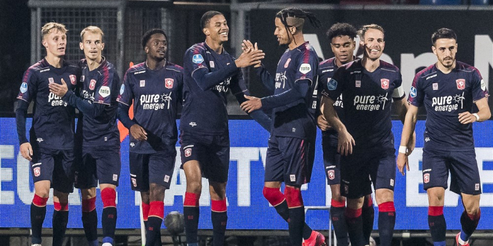 FC Twente grijpt koppositie na overtuigend optreden