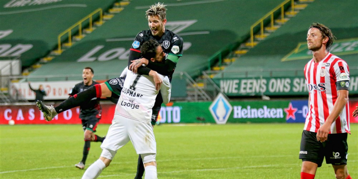 Scorende keeper Koopmans leidt bekerzege ADO in na penalty's