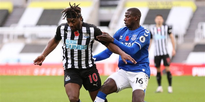 Everton geeft koppositie uit handen tegen Newcastle