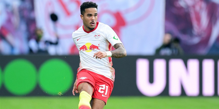 Kluivert senior hindert junior niet: "Geen extra druk"