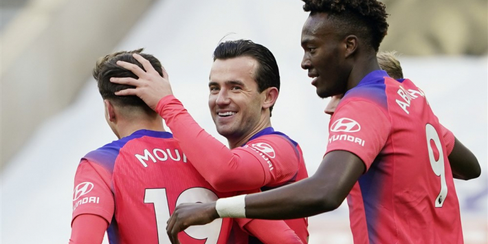 Eigen doelpunt Newcastle leidt zakelijke zege Chelsea in